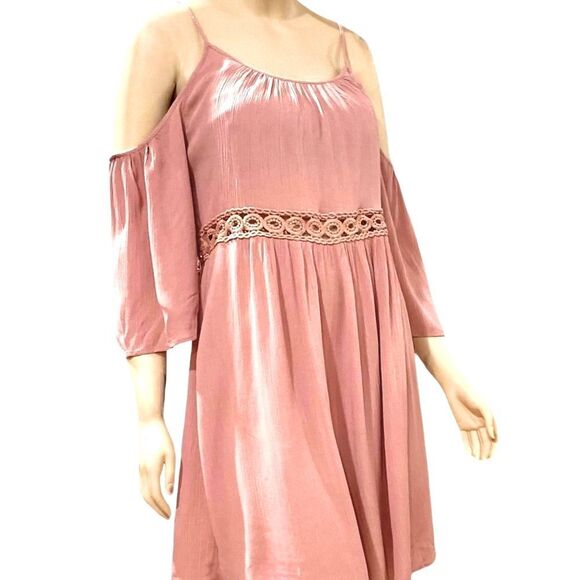 Pink Cold Shoulder Princess Dress - NEW - Picture 1 of 4